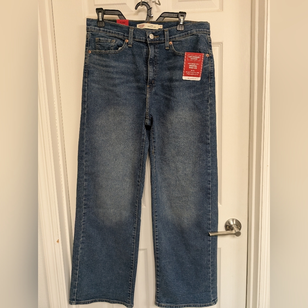 Levi's Mid-rise Wide Leg Jean